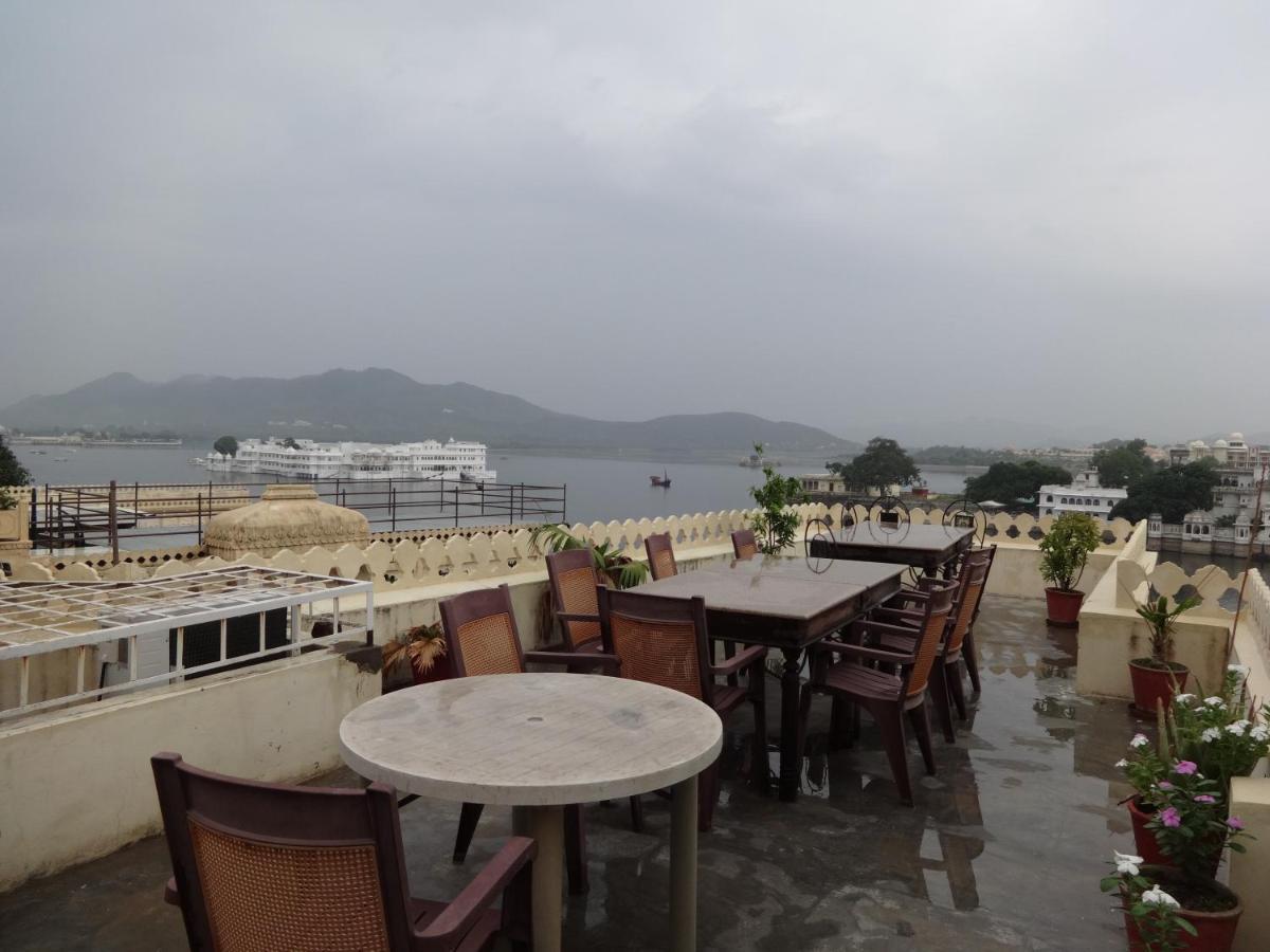 Aashiya Haveli Hotel Udaipur Exterior foto